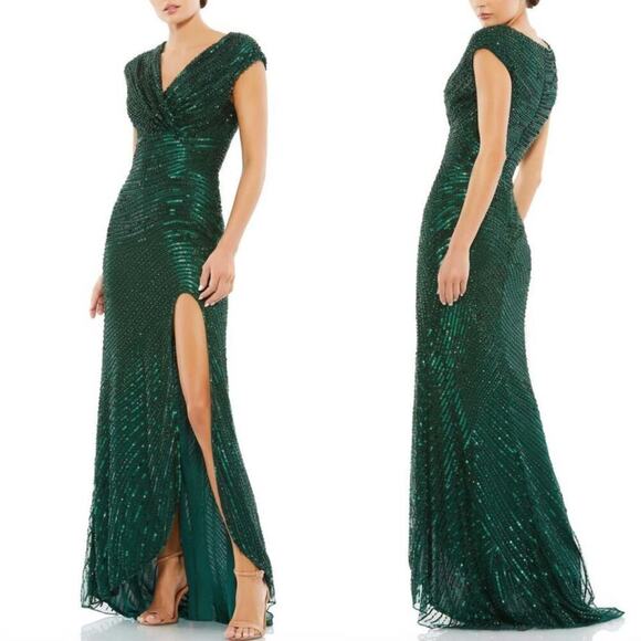 Mac Duggal Women's Forest Green Cap Sleeve Sequined Evening Gown Size 4 NWT - Picture 1 of 12